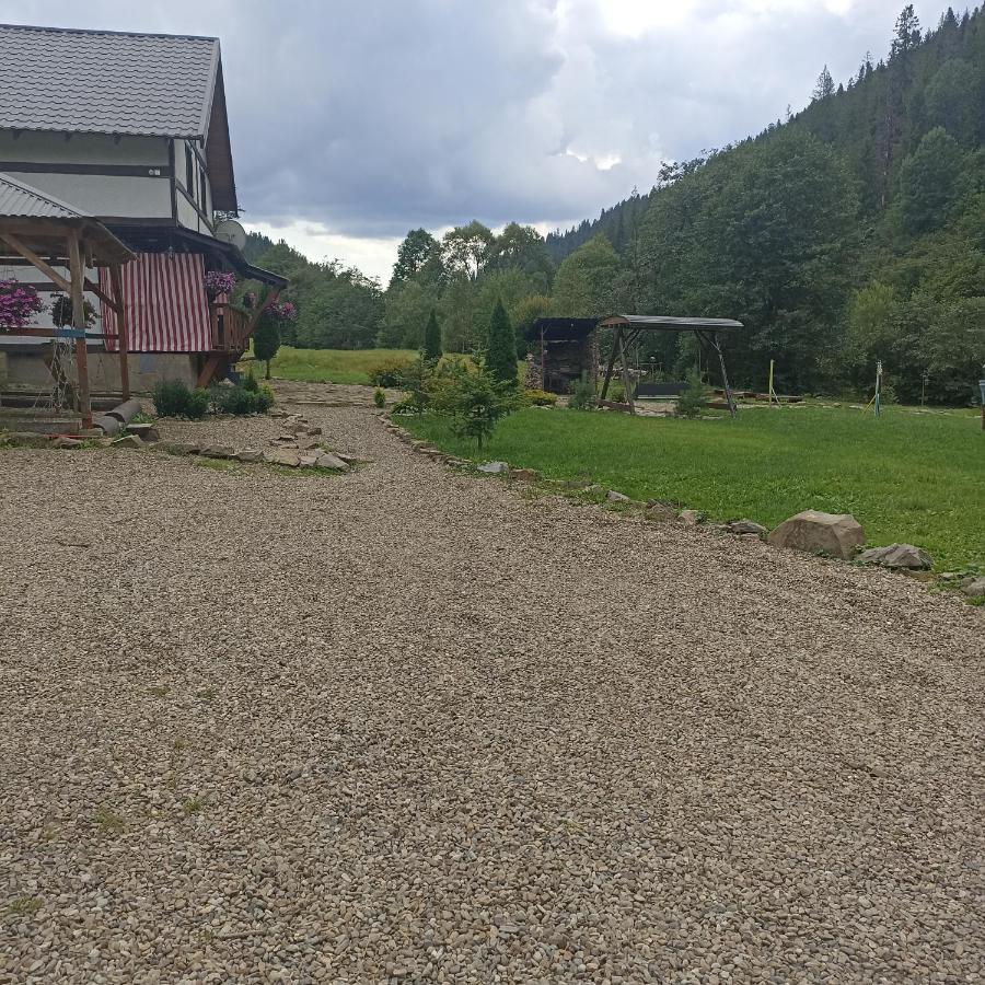 Khatyna U Dolyni Slavske Exterior photo